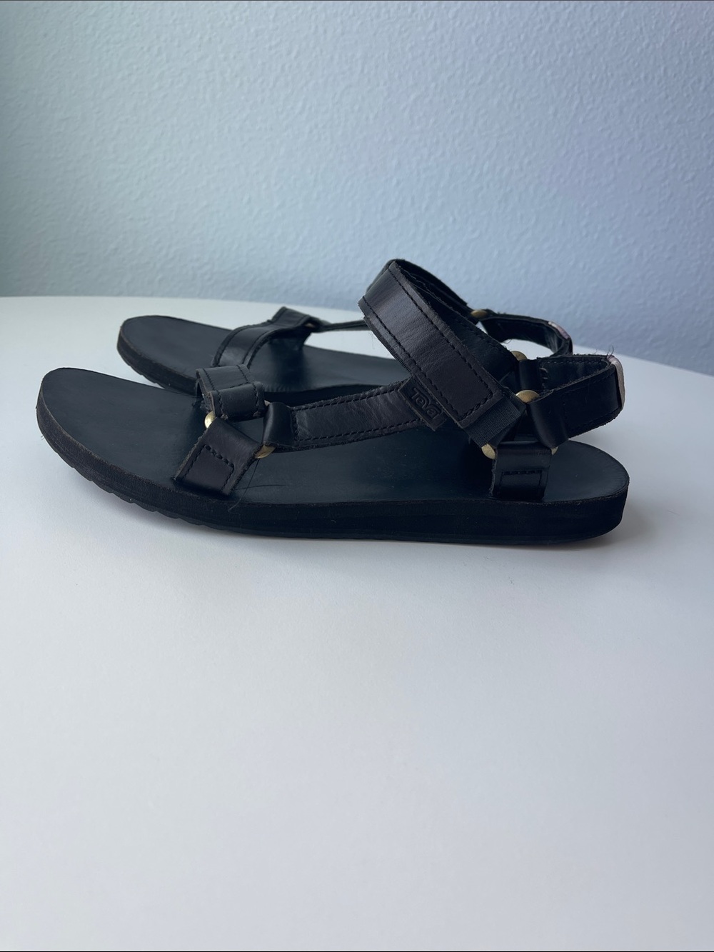 Black leather Tevas size 10